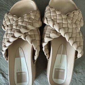 Dolce Vita Women's Tan Sandals